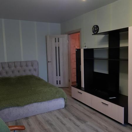 מינסק Apartment On Metro Mihalova מראה חיצוני תמונה